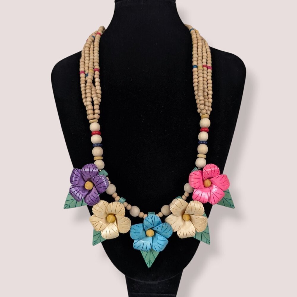 V. Wood Beaded Floral Necklace
